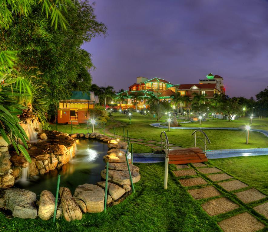 Hotel Le Ruchi The Prince Maisúr Exteriér fotografie