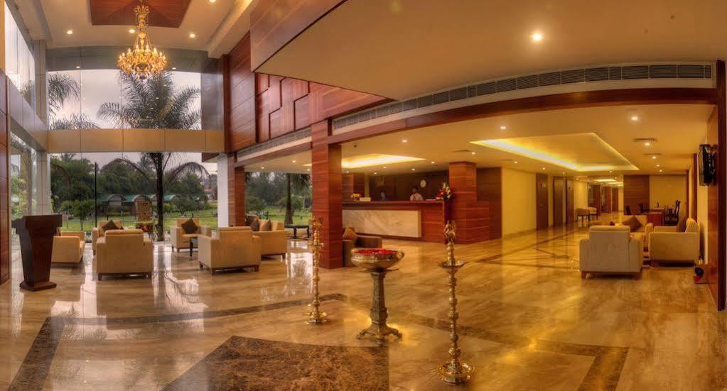 Hotel Le Ruchi The Prince Maisúr Exteriér fotografie