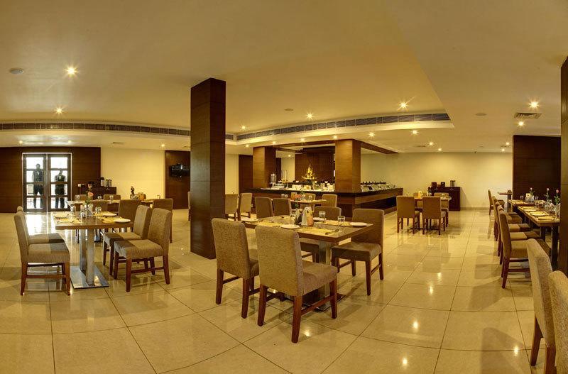 Hotel Le Ruchi The Prince Maisúr Exteriér fotografie