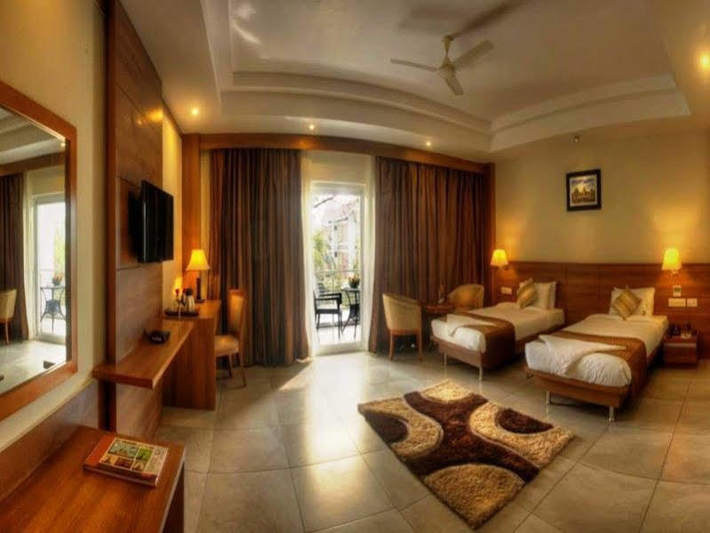 Hotel Le Ruchi The Prince Maisúr Exteriér fotografie